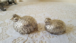Gucci-style quail-shaped salt and pepper shaker