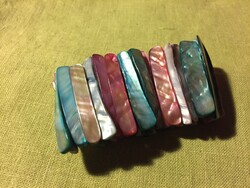 Painted shell bracelet from Africa (8fprd)