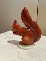 Hollóházi porcelán mókuska figura