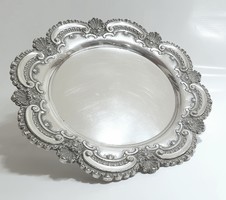 Silver (925) richly decorated circular tray (572 g)