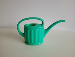 Retro régi zöld műanyag locsoló kanna öntöző kanna