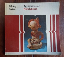 Eszter Zákány clay art, bp., 1973. 48 pages