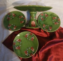 Körmöcbányai antik majolika talpas süteményes, tányérok, 4 db-os