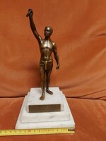 Bronze statue, on a marble base, athlete, total height 27 cm