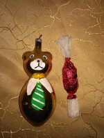 Karácsonyfadísz - mackó nyakkendővel.