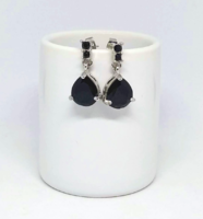 Silver-plated earrings with faceted black crystals 40