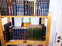 Bible in Hebrew and Aramaic, Targum Onkelos, Uzziel