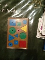 Geometric shapes educational game, negotiable