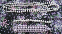 Bizsu pearl necklace and bracelet