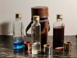 1980 Vinprom Brandy 3db Laposüveg Hordozható Bőr Italtartó Dobozban Díszdobozban Pálinkás Üveg