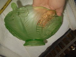 Art deco női figura fogóval zöld színű  üvegből  nagyméretű  gyümölcsös tál