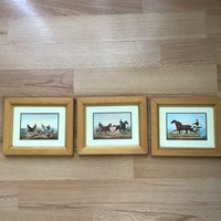 3Db.-Os equestrian print in glazed wooden frame