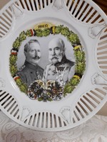 Ferenc József és II Vilmos arcképével-áttört tányér