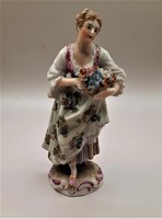 Sévres porcelán figura