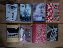 Kortárs japán irodalom, Japán országismeret tematikájú szuper könyvcsomag Natsuo Kirino Julie Kagawa