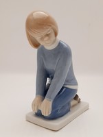 Grafenthal porcelain little girl figurine