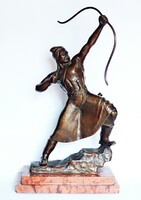 Balázs István (1908-1997): Ősmagyar íjász, 1937, nagyméretű bronz szobor