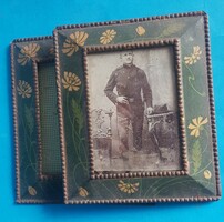 I világháborús katonai fotó ( huszár ?) 2 festett fémkeret