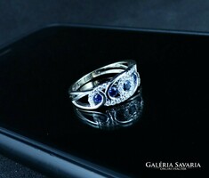 Luxurious 14k gold ring with sapphire and diamond stones!!!