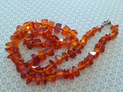 Retro plastic necklace