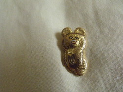 Retro misa teddy bear badge