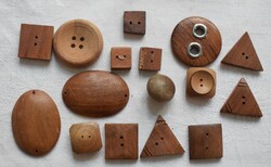 Retro wooden button 16 pcs. 1.4 - 4.5 cm