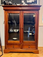 Antique glass cabinet with drawers, velvet-covered shelves, with its own LED lighting