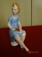 Bodrogkeresztúri figurális szobor, kékruhás lány, 14 cm magas. Jókai.