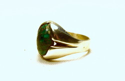 Green stony art deco silver ring