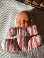 Retro műanyag játékfigura, textil testű baba