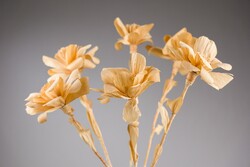 Kukorica csuhéból készült dekorációs virágok, 6 szál