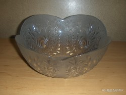 Large bay glass serving centerpiece