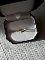 Smaragd és gyémántköves arany gyűrű