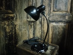 Bauhaus lámpa, szép patinás darab, felújítva újra vezetékelve, ipari stílusú asztali lámpa