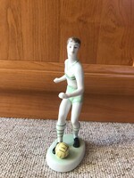 Hollóházi porcelán focista