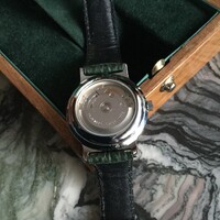 Branded automatic Swiss watch in box with lizard skin strap in unused condition for sale!