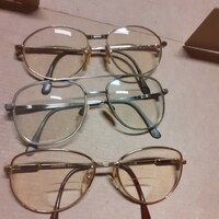 3 db retro szemüveg  keret