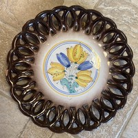 Openwork ceramic decorative plate
