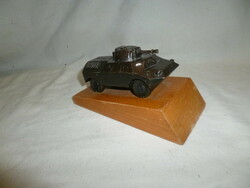 Old metal pszh combat vehicle model tabletop dis on wooden base