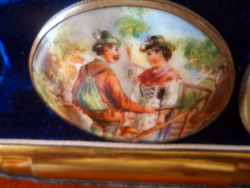 Hand painted - antique porcelain brooch miniature