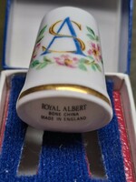 Royal Albert bone China made in England angol porcelán gyűszű Sarah Ferguson és Prince Andrew