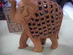 Beautiful hand-carved openwork wooden elephant, two in one (12/a)
