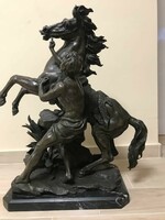 Guillaume Coustou's bronze equestrian statue