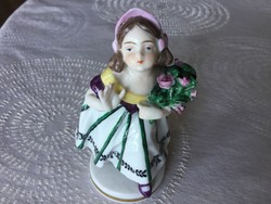 Antique little girl with a bouquet of flowers, no more, 11.5 cm (400)