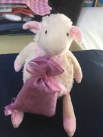 Very soft lamb with removable lavender bag