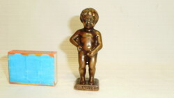 Little boy peeing - copper or tinned small statue