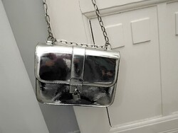 Extra handbag
