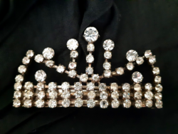 Sparkling tiara, crown-shaped wedding or casual headpiece