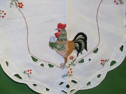 Embroidered tablecloths with a nice spring atmosphere