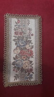 Old tapestry tablecloth (m3431)